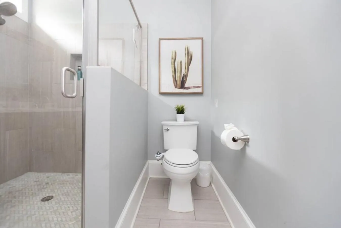 Bungalow & Tiny Guest House With Private Fenced Yard Charlotte