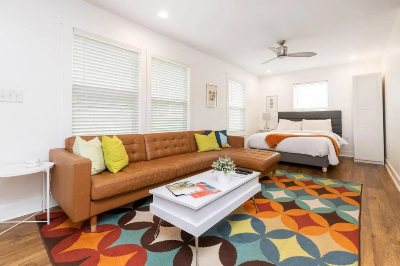 Holiday home Bungalow & Tiny Guest House With Private Fenced Yard Charlotte
